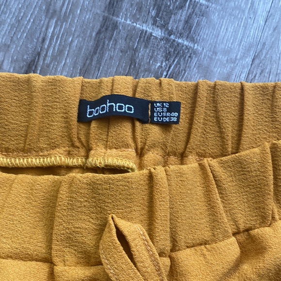 Boohoo Flowy Cropped Pants - Picture 4 of 4